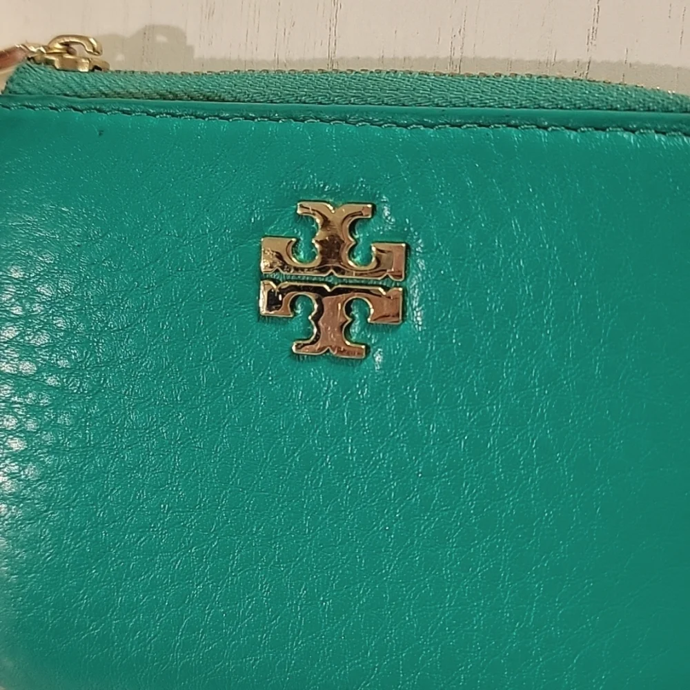 Tory Burch authentic tory